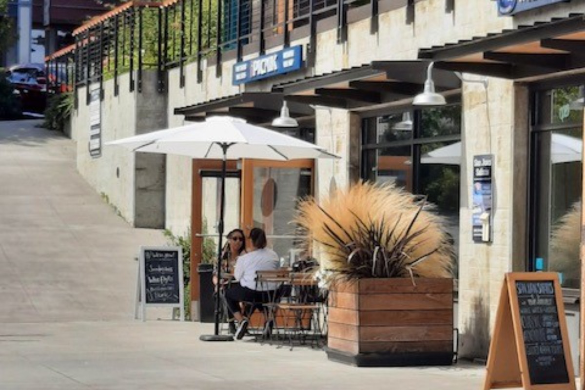 Oystertale | visitsanjuans.com